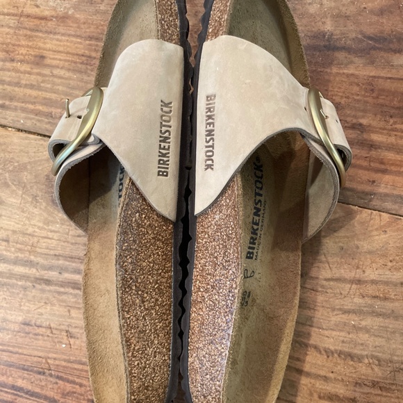 NWOT Birkenstock Madrid Big Gold Buckle Slide , Sandcastle Nubuck , Sz 39 / 9 - Picture 9 of 11